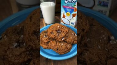 Glutten Free Almond Butter Chocolate Chip Cookies #shorts #almond #butter #chocolate #cookies
