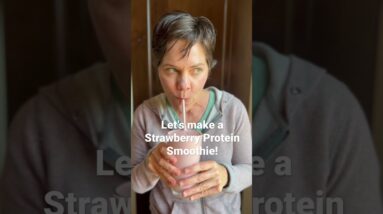 Strawberry Protein Smoothie (Dairy-Free) 🍓🍓🍓