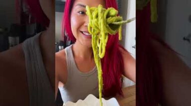 My Pesto is the BESTO? Oil-Free Creamy Vegan Pesto #shorts