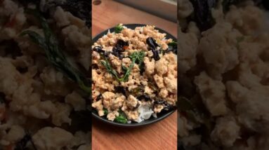 The EASIEST Thai recipe - Hot Basil Stir Fry with Chicken