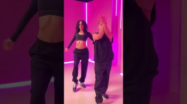 #shakira & #beyonce | ICONIC dance moments in history